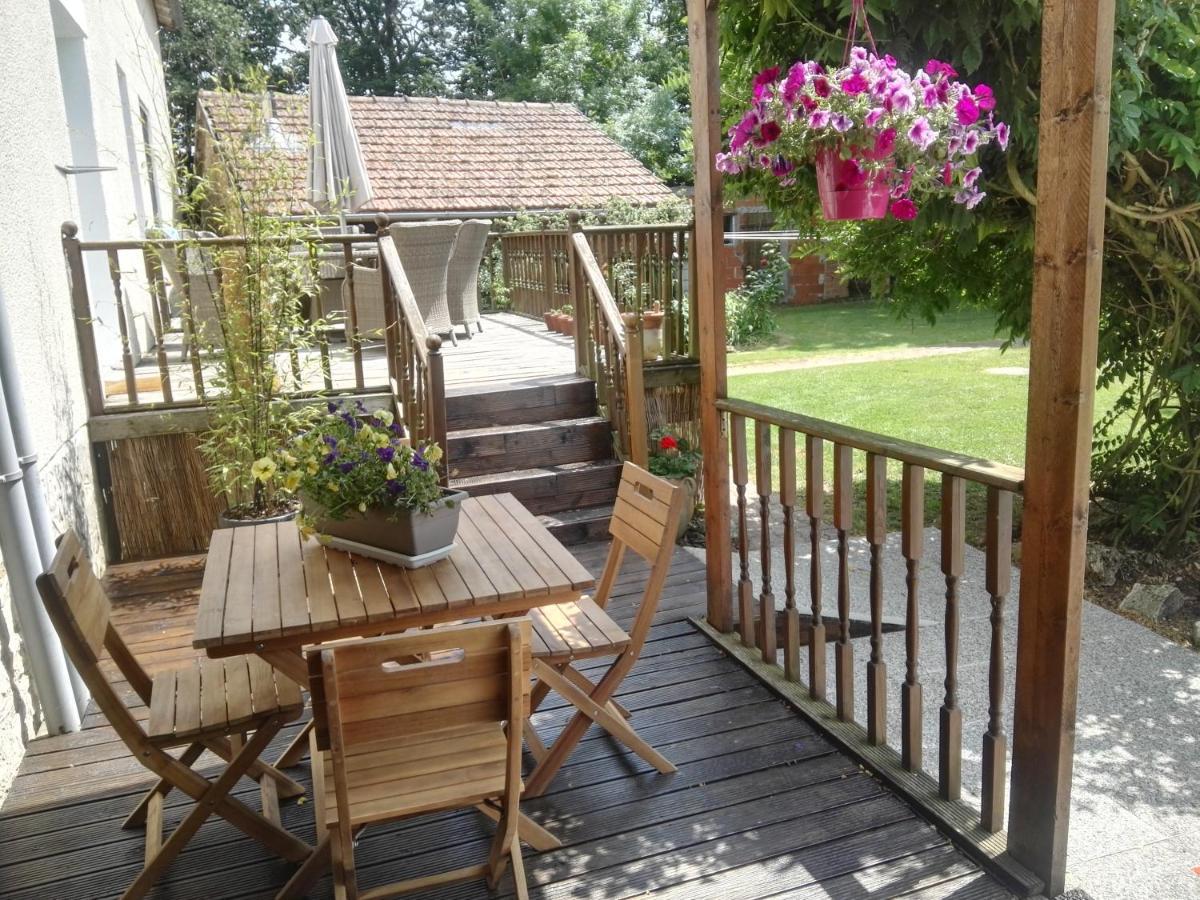 Le Chene Vert Millac  Exterior foto